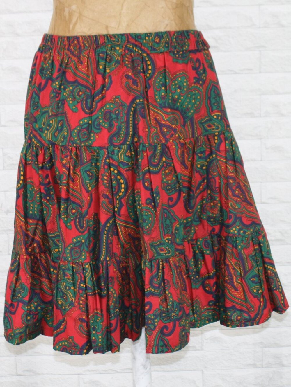 VINTAGE WESTERN EXPRESSIONS Skirt Tiered 90's Paisley Coastal Cowgirl Red Large